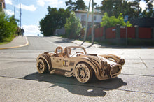 Lade das Bild in den Galerie-Viewer, Cobra Drift Rennwagen