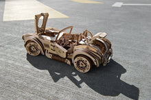 Lade das Bild in den Galerie-Viewer, Cobra Drift Rennwagen