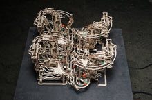 Lade das Bild in den Galerie-Viewer, MURMEL-KETTENBAHN