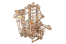 Lade das Bild in den Galerie-Viewer, Murmelbahn mit Spiralaufzug