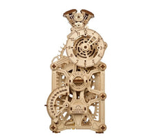 Lade das Bild in den Galerie-Viewer, Motoren Uhr