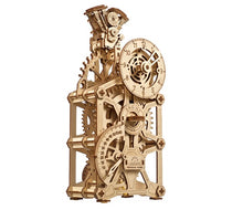 Lade das Bild in den Galerie-Viewer, Motoren Uhr