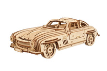 Lade das Bild in den Galerie-Viewer, Flügeltüren Sportcoupe