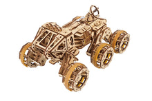 Lade das Bild in den Galerie-Viewer, Bemannter Mars-Rover