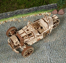 Lade das Bild in den Galerie-Viewer, Dreiradfahrzeug UGR-S