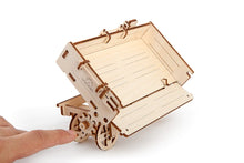 Lade das Bild in den Galerie-Viewer, Traktoranhänger