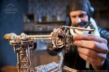 Lade das Bild in den Galerie-Viewer, AVIATOR