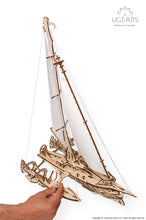 Lade das Bild in den Galerie-Viewer, TRIMARAN MERIHOBUS