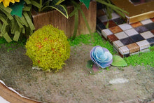 Lade das Bild in den Galerie-Viewer, Robotime LILYS PORCH DG12