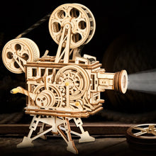 Lade das Bild in den Galerie-Viewer, ROKR 3D-Holz-Puzzle Filmprojektor 'Vitascope' Modellbausatz