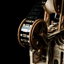 Lade das Bild in den Galerie-Viewer, ROKR 3D-Holz-Puzzle Filmprojektor 'Vitascope' Modellbausatz